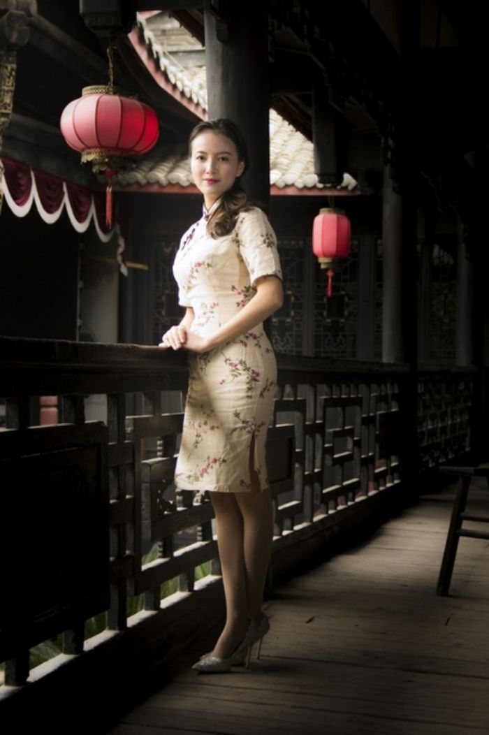 　　袁月（消防安装公司总经理）
　　喜欢这样的员工：热爱工作、对工作投入；具有责任心和团队精神。
　　对年轻员工的建议：培养自己积极向上的工作态度，修炼自己。
