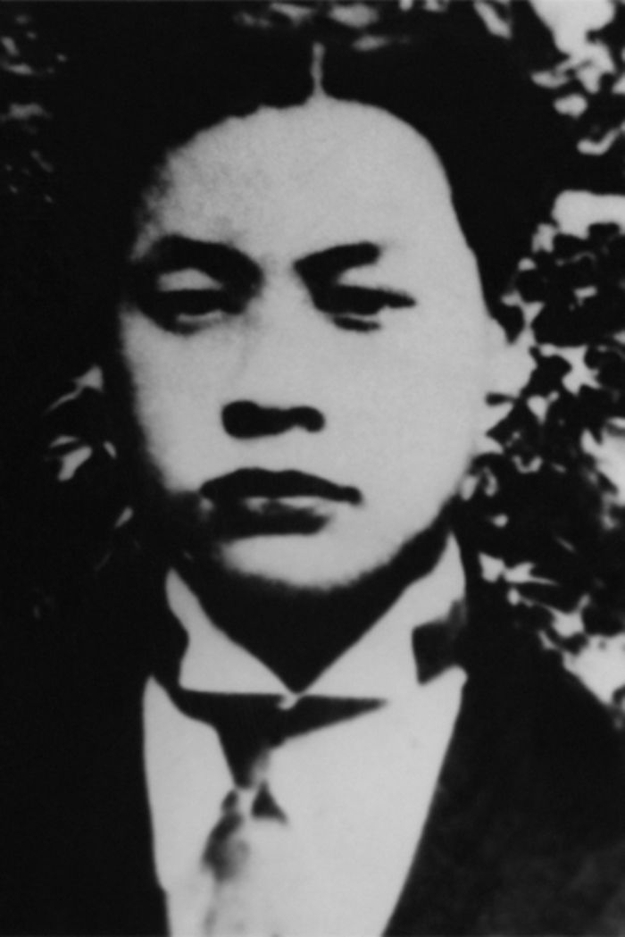 陈毅
