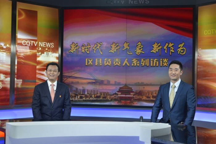曾菁华接受重庆电视台专访。记者 田茂培 摄
