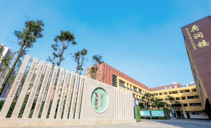 潼南小学。
