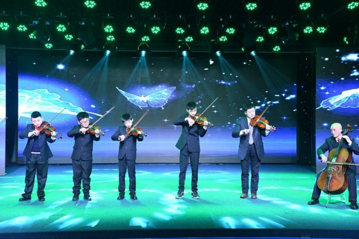 乐器才艺表演。
