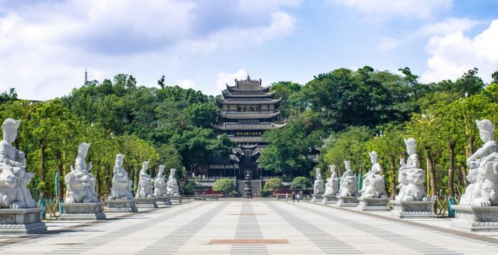 潼南大佛寺。

