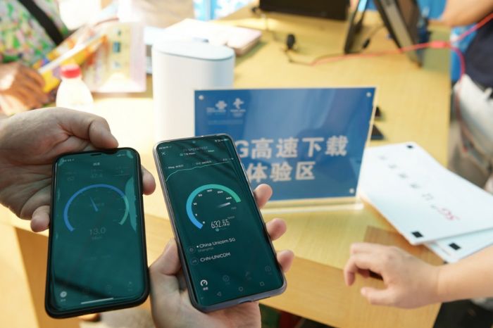 5G高速下载体验。
