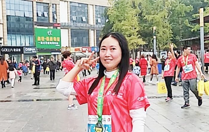　　人物档案：吉超，女，汉族，出生于1989年，重庆潼南人，中共党员，潼南区职教中心闇公校区教师。
