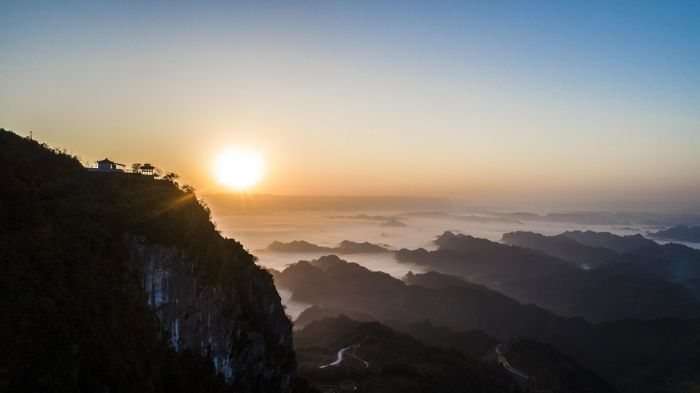 ◀天龙山云海
