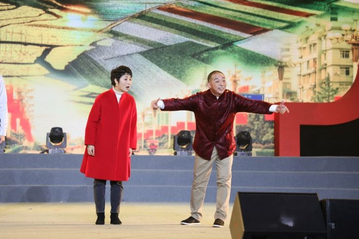 化妆相声《亲家“斗”婚》
