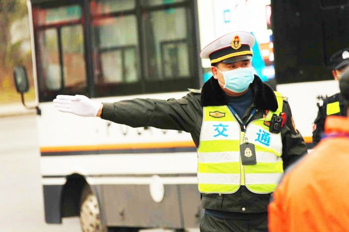 指挥交通
