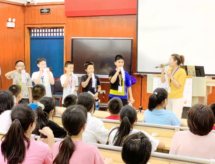 科学知识进课堂。
