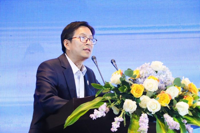 李全宏
