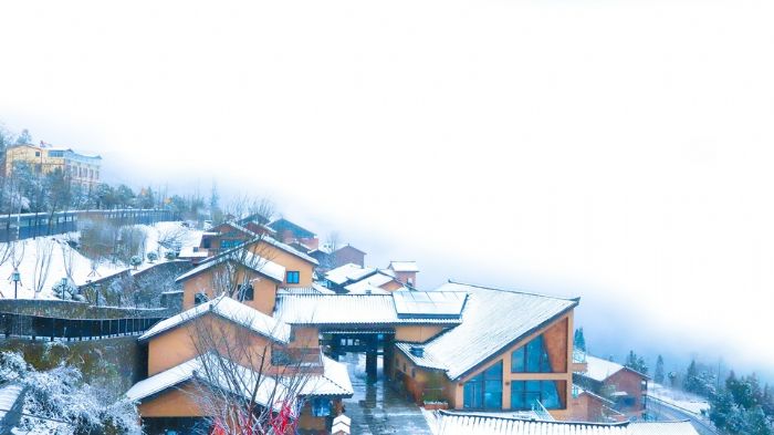 懒坝国际禅境艺术度假区雪景。
